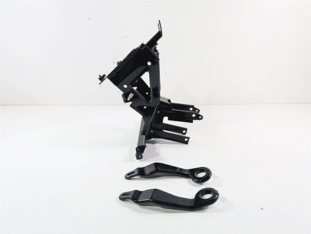 2020 Harley Touring FLTRK Road Glide Front Fairing Support Mount Set 47200217 {{ shop.shopifyCountryName }} - Mototech271