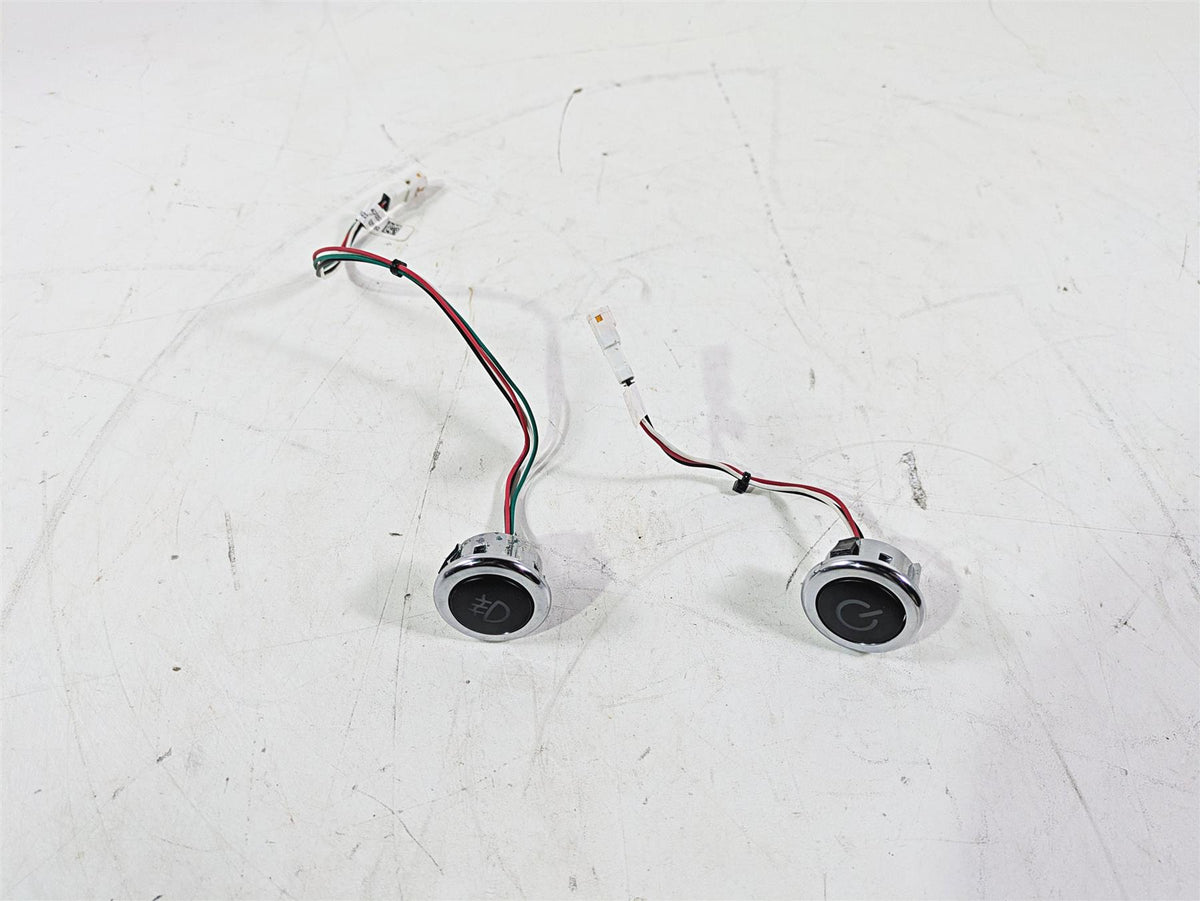 2018 Indian Chieftain Limited Power & Fog Light Push Button Knob Set 4016053 {{ shop.shopifyCountryName }} - Mototech271