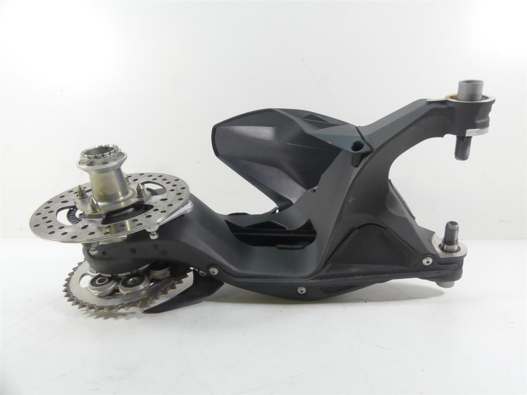 2020 Ducati Panigale V2 Rear Swingarm Axle Set 576miles 37021108BA 81920831AA {{ shop.shopifyCountryName }} - Mototech271
