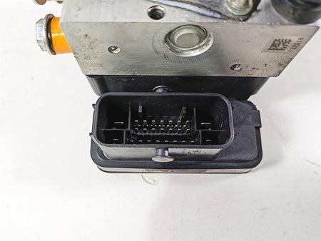 2020 Harley Touring FLHT Electra Glide Abs Brake Pump Module 41100104C {{ shop.shopifyCountryName }} - Mototech271