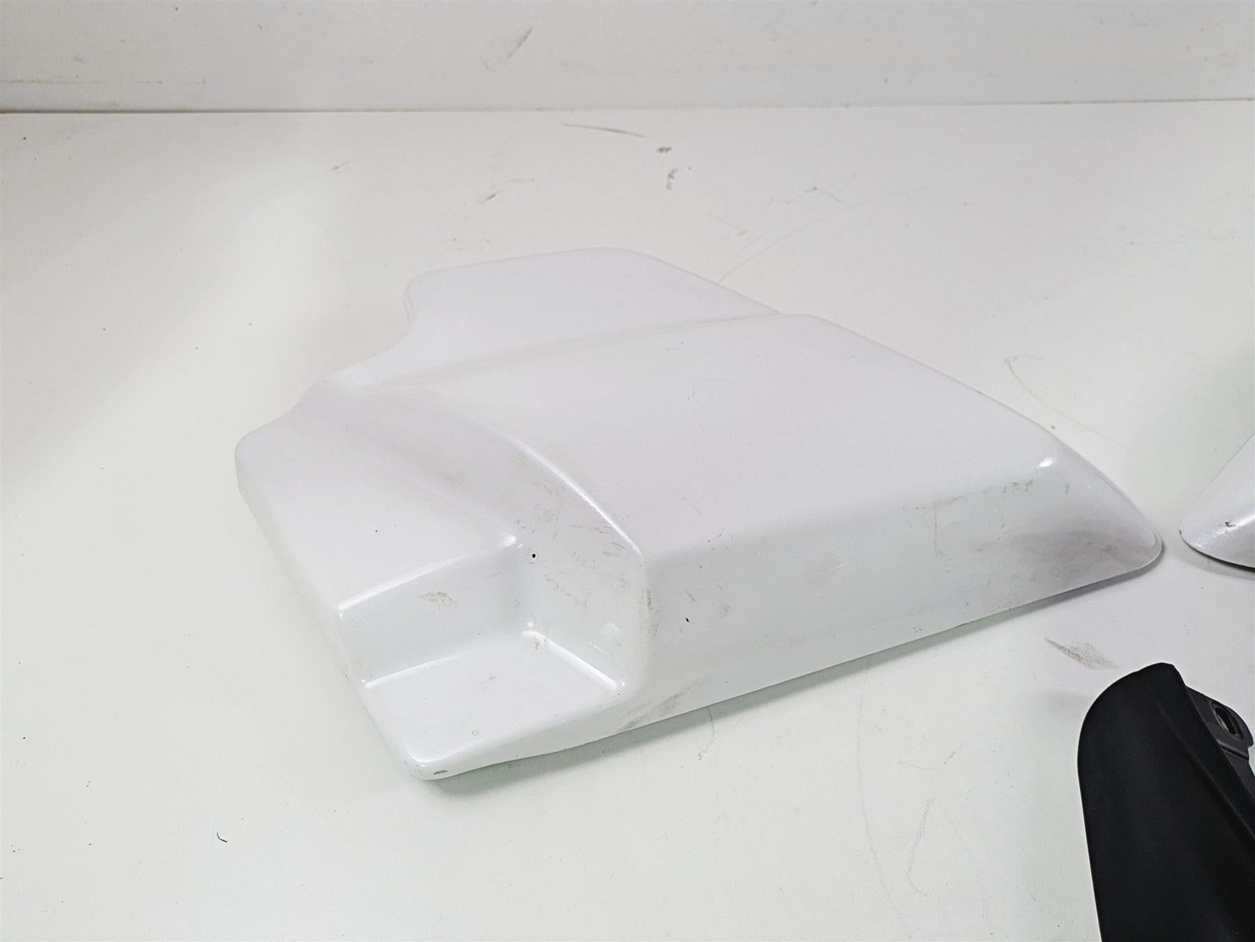 2016 Harley Touring FLHR Road King Side Cover Deflector Set 66048-09A 66250-09 {{ shop.shopifyCountryName }} - Mototech271
