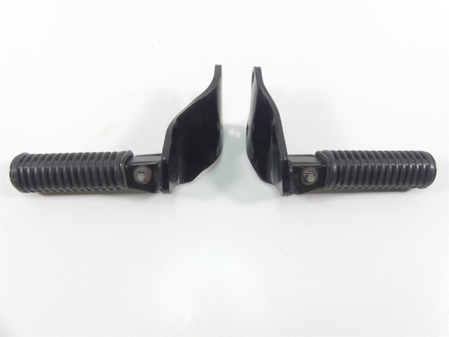 2016 Honda VT1300 CRG Stateline Rear Passenger Footpeg Set 50680-MFY-A00 {{ shop.shopifyCountryName }} - Mototech271