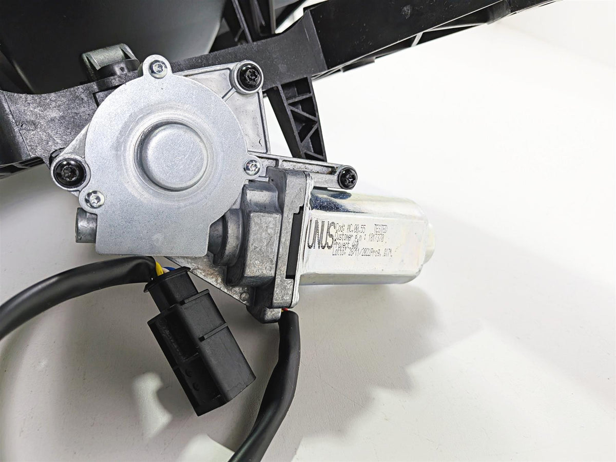 2023 BMW R1250RT RTP K52 Windshield Mount & Adjustment Motor 46638394399 {{ shop.shopifyCountryName }} - Mototech271
