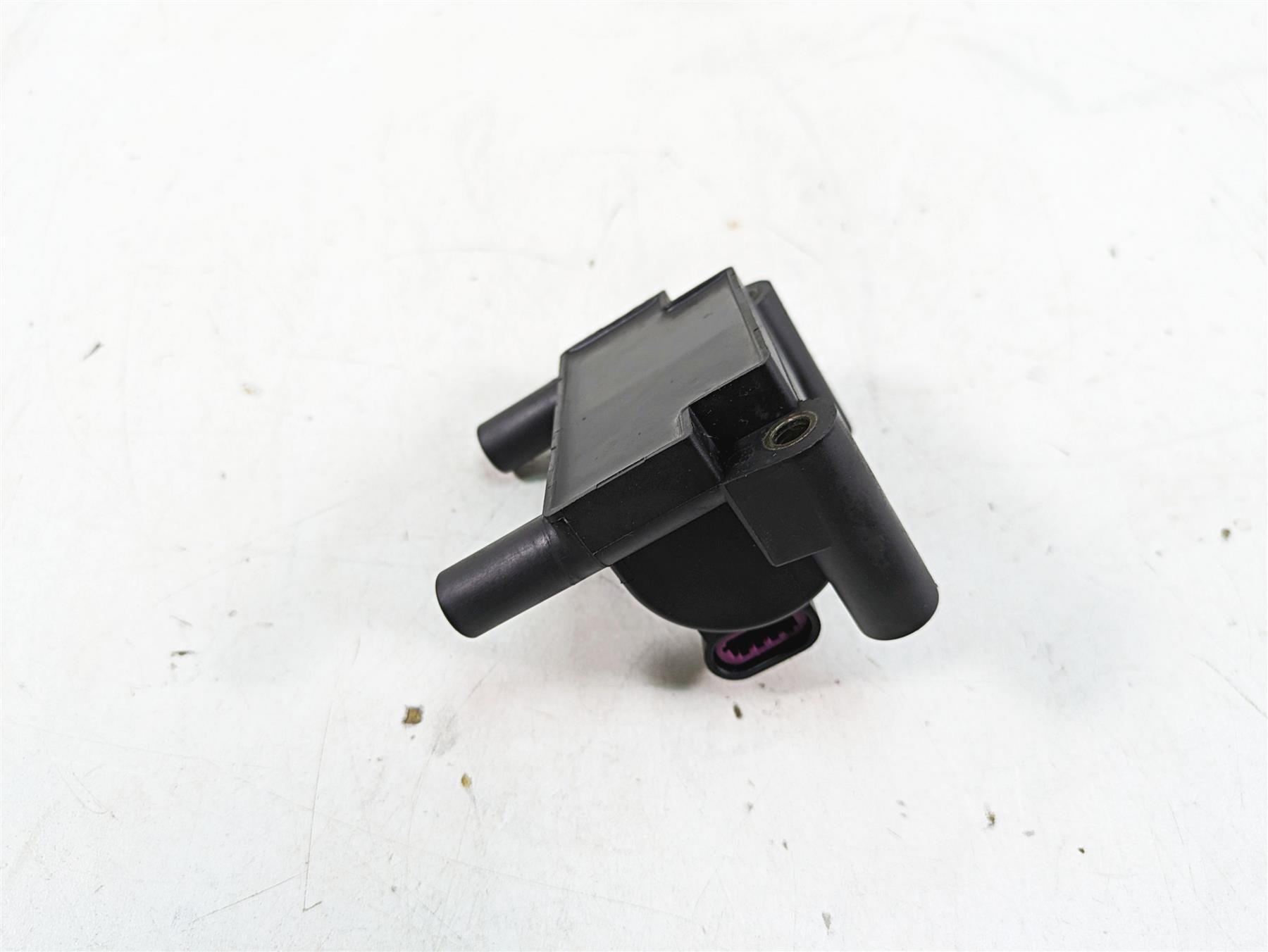 2010 Harley Touring FLHTCU Electra Glide Delphi Ignition Coils 31696-07A {{ shop.shopifyCountryName }} - Mototech271
