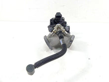 Load image into Gallery viewer, 2004 Harley Touring FLHTCUI Electra Glide Throttle Body Fuel Injection 27600-01A | Mototech271
