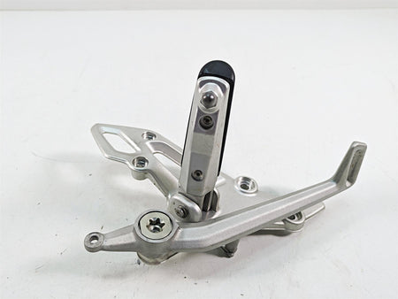 2016 BMW R1200R K53 Right Rider Footpeg & Brake Pedal Lever Set 46718540797 {{ shop.shopifyCountryName }} - Mototech271