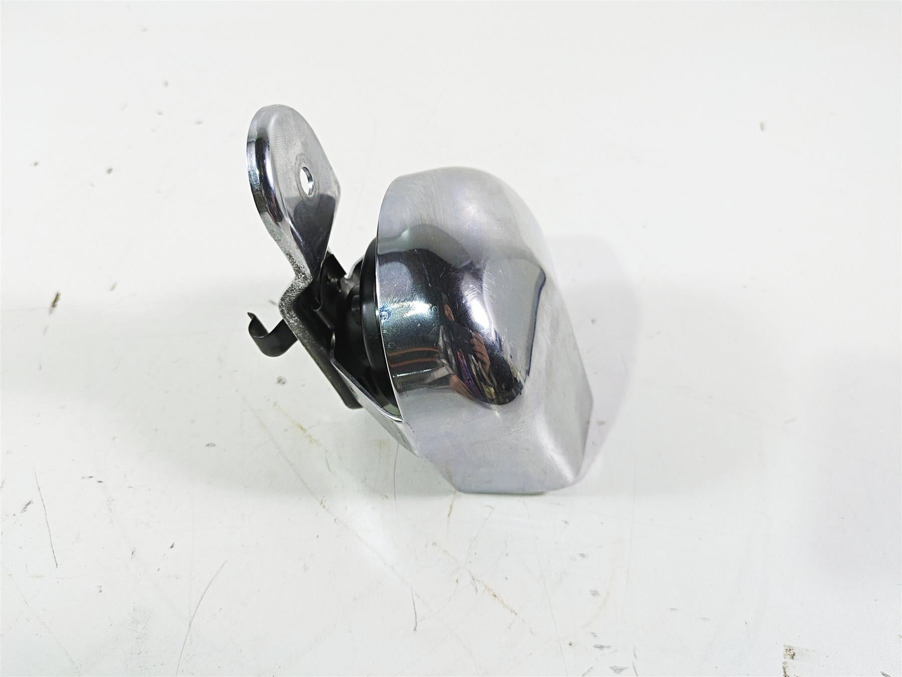 2003 Harley Dyna FXDL Low Rider 100TH Horn & Chrome Cover 61300478A {{ shop.shopifyCountryName }} - Mototech271