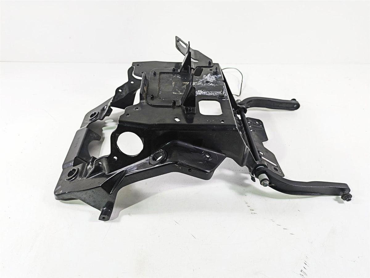 2018 Indian Chieftain Dark Horse Front Fairing Mount Holder Carrier 1020734 {{ shop.shopifyCountryName }} - Mototech271