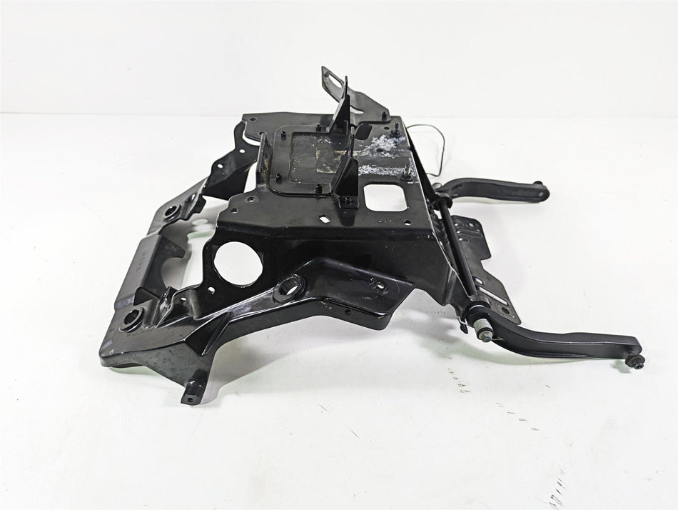 2018 Indian Chieftain Dark Horse Front Fairing Mount Holder Carrier 1020734 {{ shop.shopifyCountryName }} - Mototech271