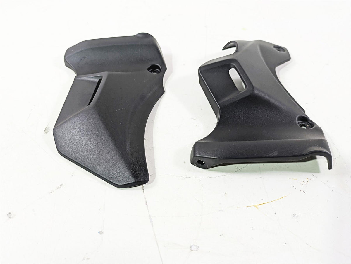 2022 Kawasaki ZR900RS Cafe Neck Frame Cover Fairing Set 14093-0621 14093-0620 {{ shop.shopifyCountryName }} - Mototech271
