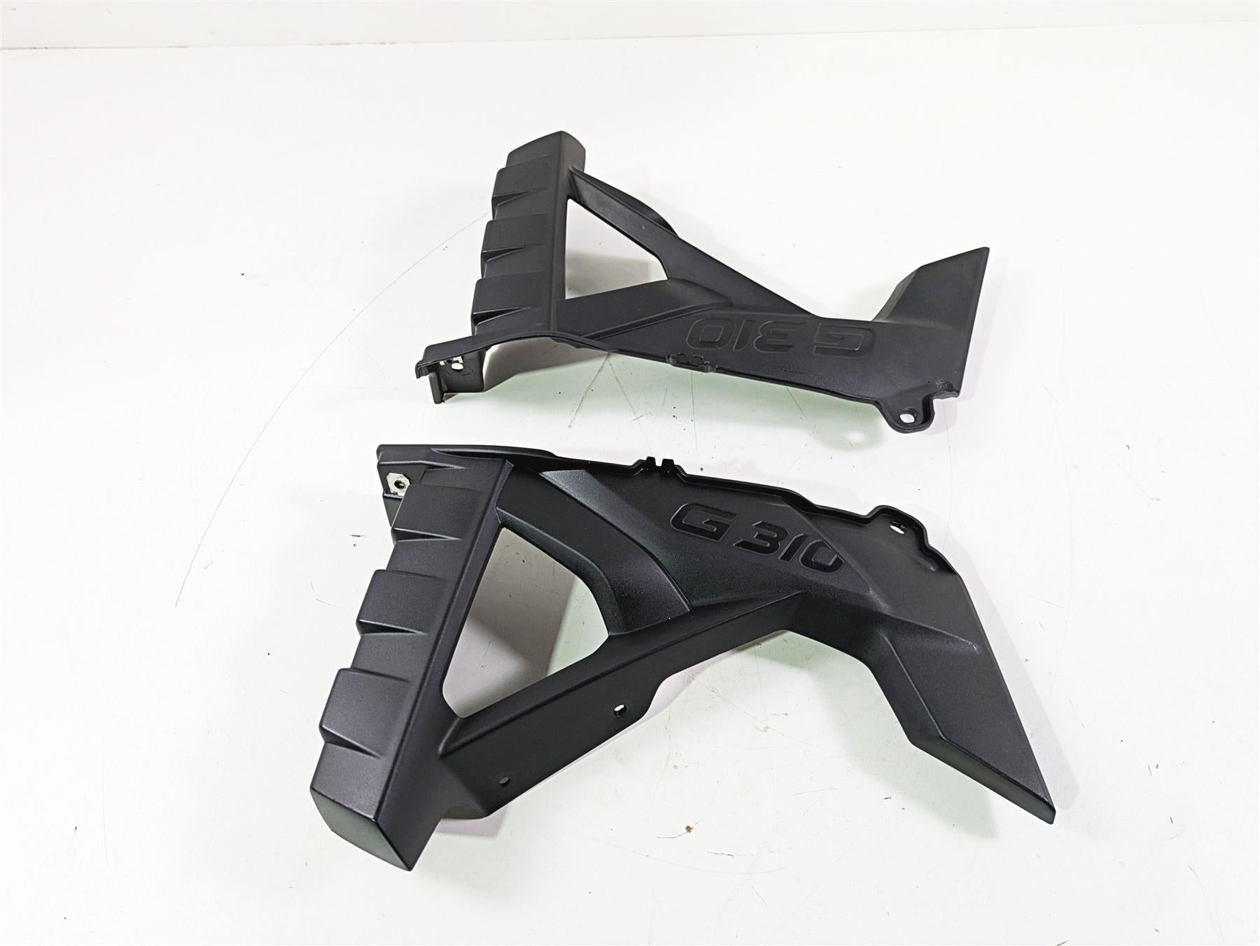 2019 BMW G310GS K02 Radiator Grill Cover Fairing Set 46638560422 46638560421 {{ shop.shopifyCountryName }} - Mototech271