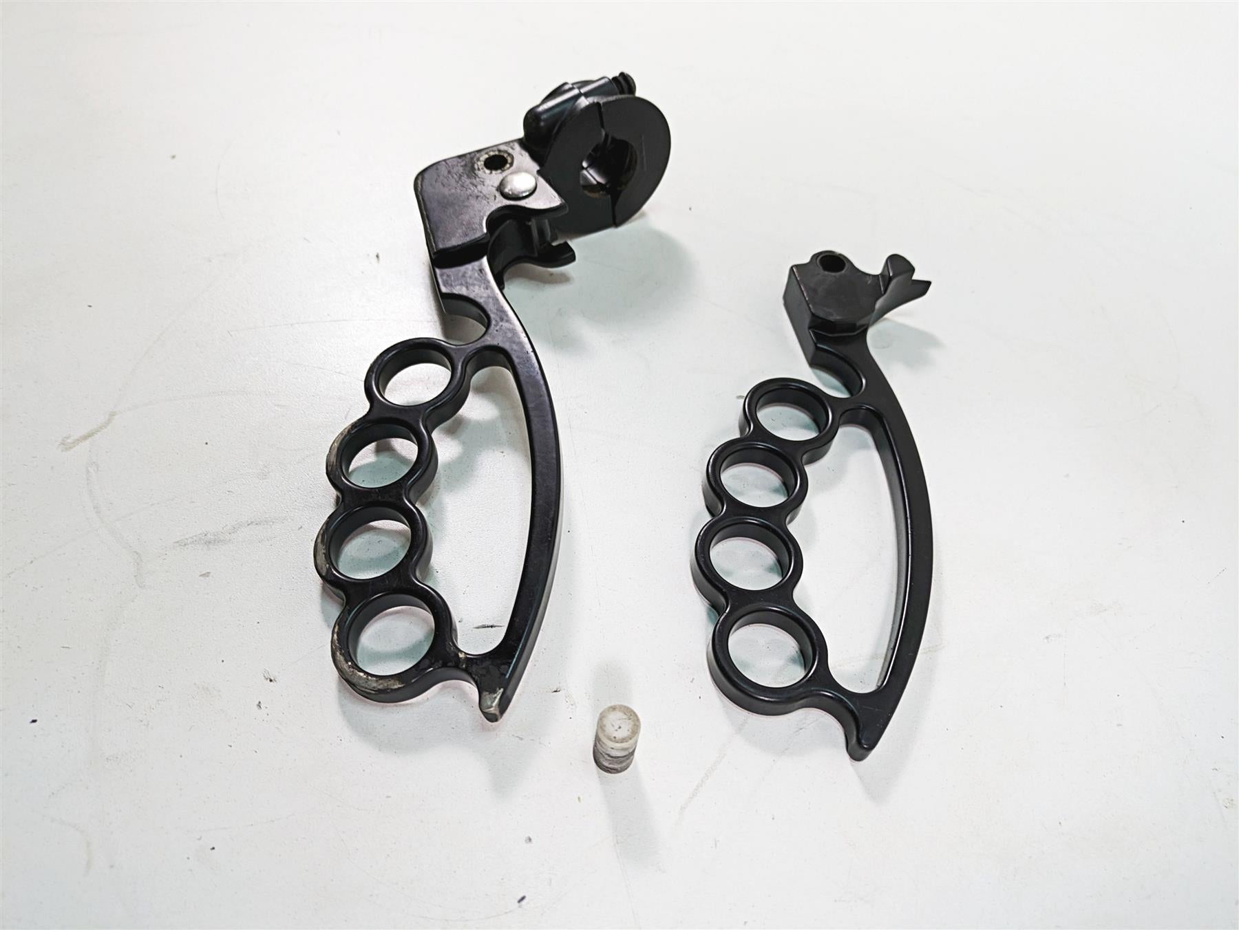2009 Harley FXDF Dyna Fat Bob Clutch Perch & Brass Knuckle Lever Set 38608-96 {{ shop.shopifyCountryName }} - Mototech271