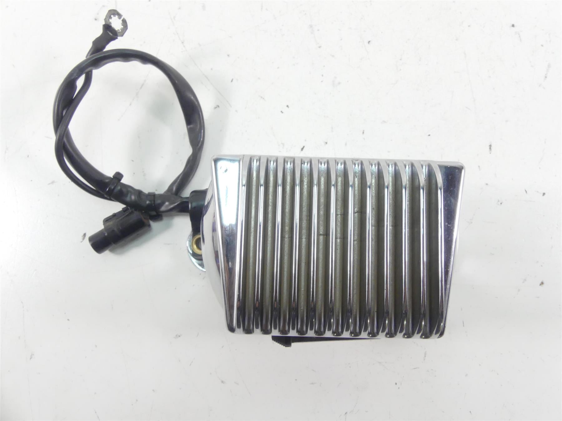 2005 Harley Touring CVO FLHTCSE Electra Glide Chrome Rectifier 74622-04 {{ shop.shopifyCountryName }} - Mototech271