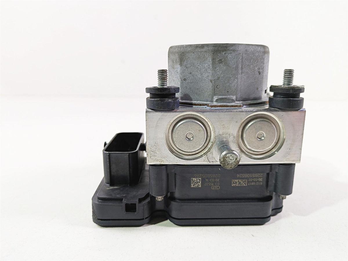 2021 Harley Touring FLTRX Road Glide Rear Abs Brake Pump Unit Module 41100104C {{ shop.shopifyCountryName }} - Mototech271