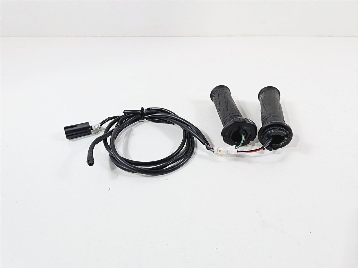 2022 Triumph Tiger 900 GT Pro Left Right Heated Hand Grip Heater Set T2042078 {{ shop.shopifyCountryName }} - Mototech271