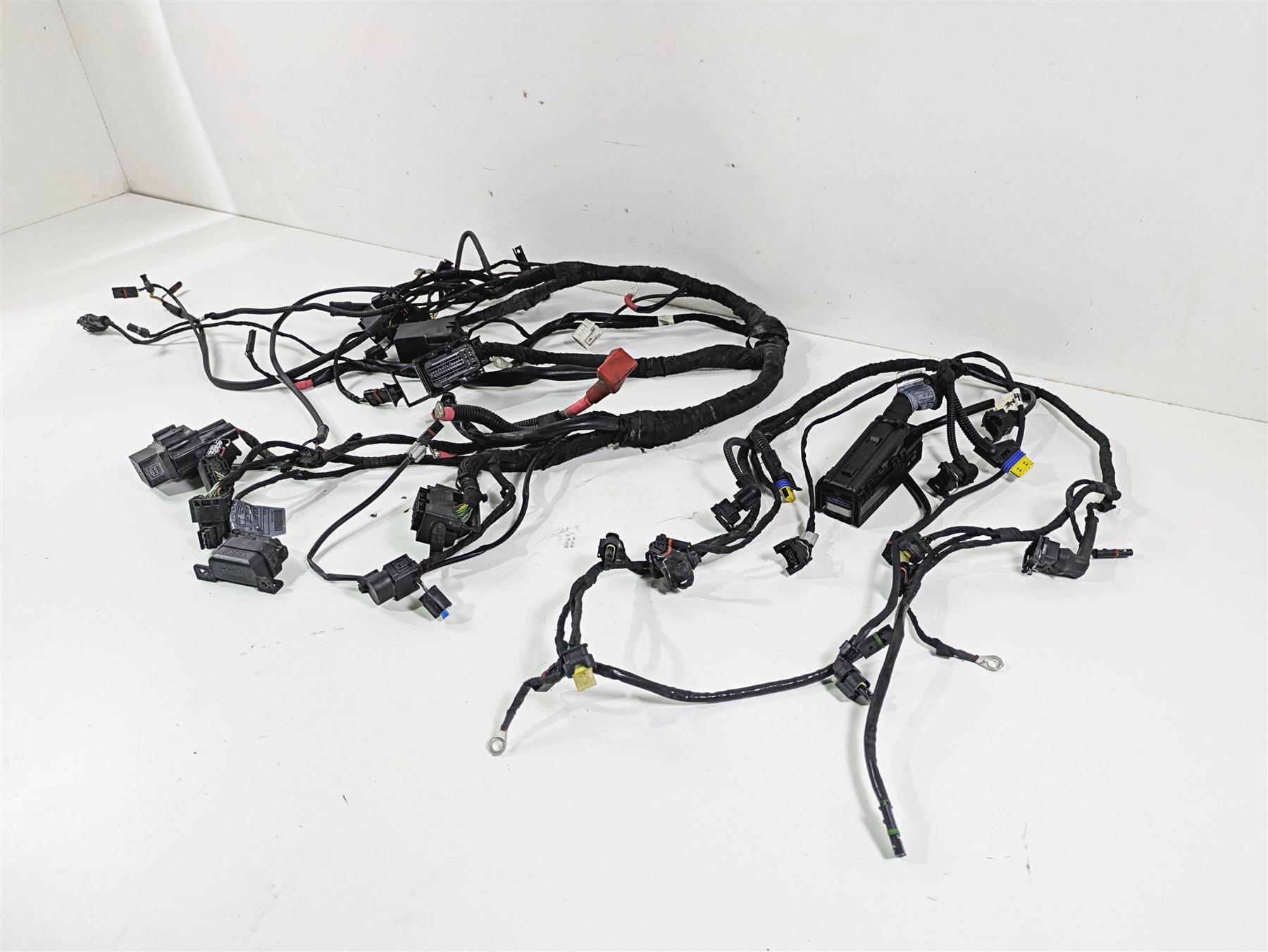2018 BMW R nineT Urban GS K33 Main & Engine Wiring Harness - No Cuts 61118569727 {{ shop.shopifyCountryName }} - Mototech271