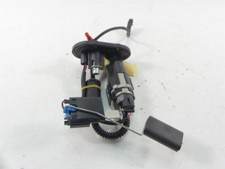 2021 Aprilia RS 660 Fuel Gas Petrol Pump & Sending Unit 3K Only -Tested 2D000547 {{ shop.shopifyCountryName }} - Mototech271