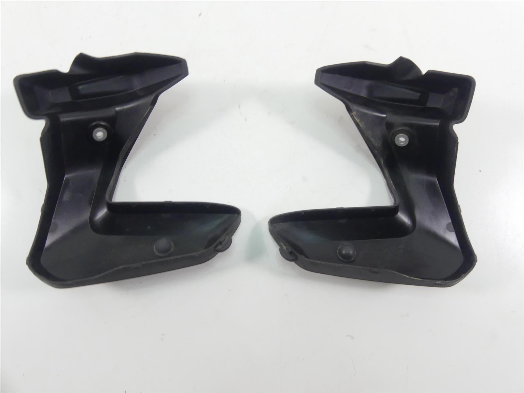 2019 BMW R1250GS K50 Ignition Coil Cover Fairing Guard Set 11128394385 {{ shop.shopifyCountryName }} - Mototech271