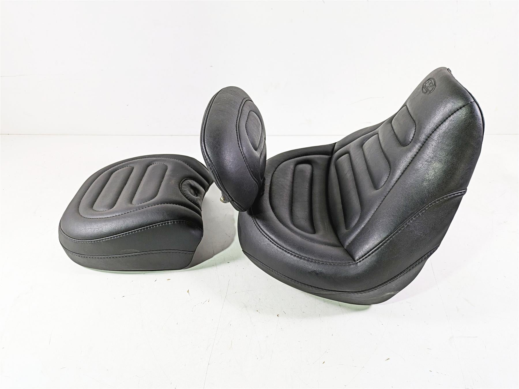 2018 Harley Softail FXFBS Fat Bob Mustang Touring Seat Saddle & Backrest 79334 | Mototech271