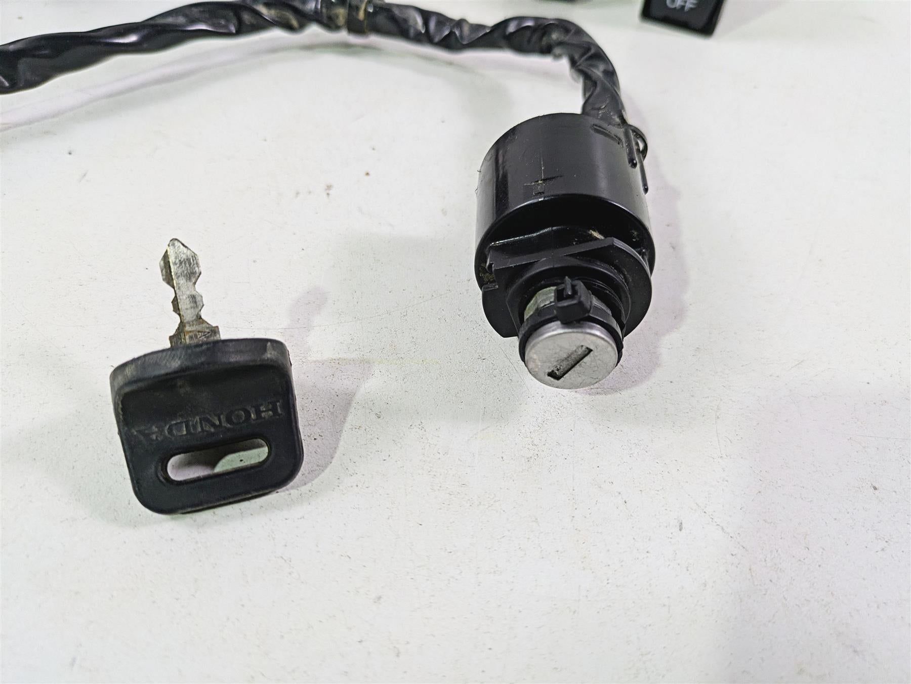 2023 Honda Talon SXS1000 S2R Ignition & Light Awd Switch Set -Read 35100-HL6-A01 {{ shop.shopifyCountryName }} - Mototech271