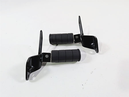 2005 Suzuki VZ800 M50 Boulevard Passenger Footpeg Set 43600-39G00 43700-39G00 {{ shop.shopifyCountryName }} - Mototech271