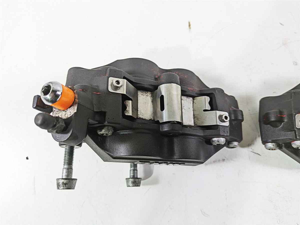 2004 BMW R1150GS R21 Front Brake Caliper Set Tokico 34117670391 34117670392 {{ shop.shopifyCountryName }} - Mototech271