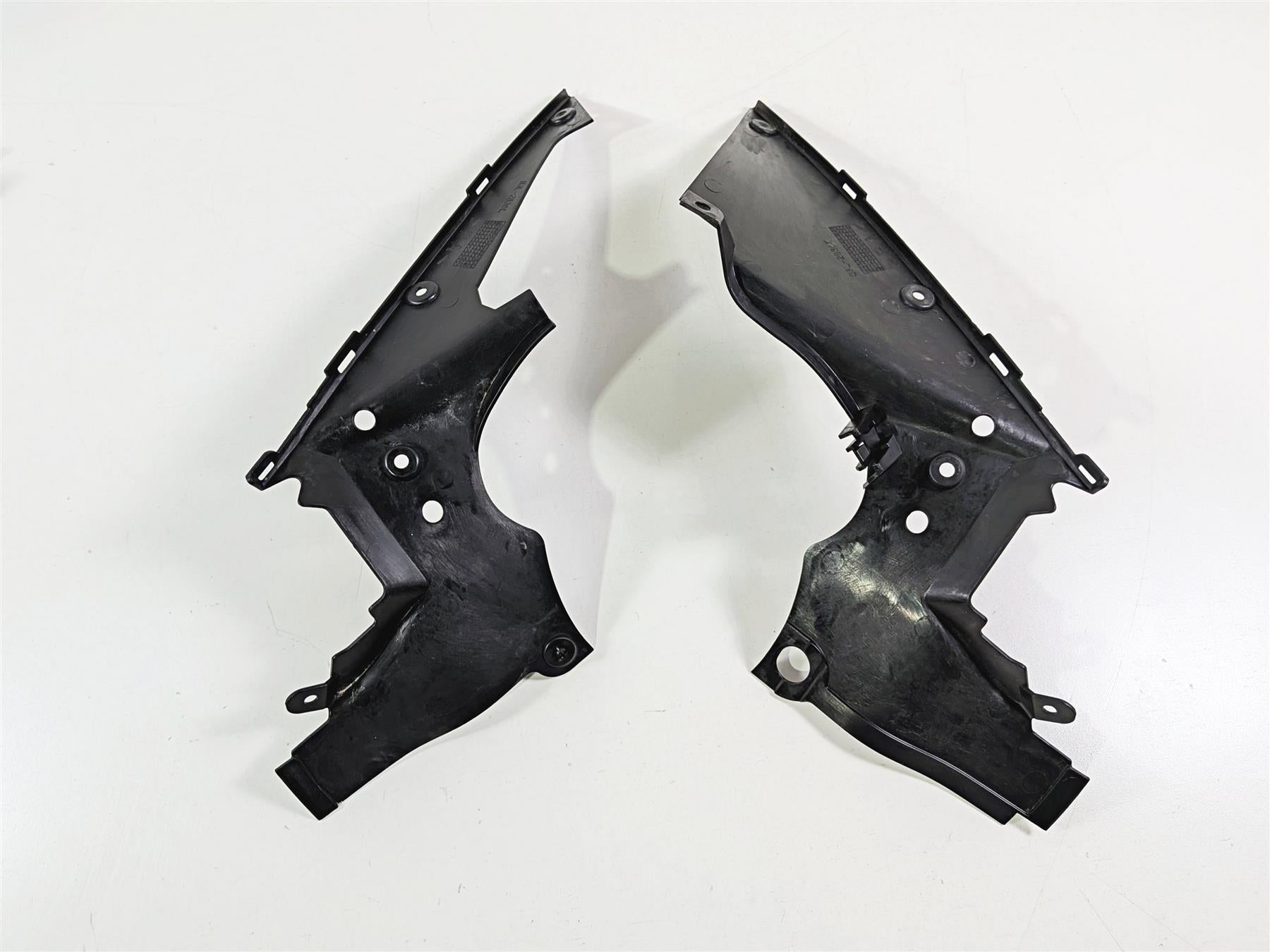2022 Yamaha YZF R1 R1M RN65 Headlight Fairing Cover Cowling Mount B3L-2835H-00-Mototech271