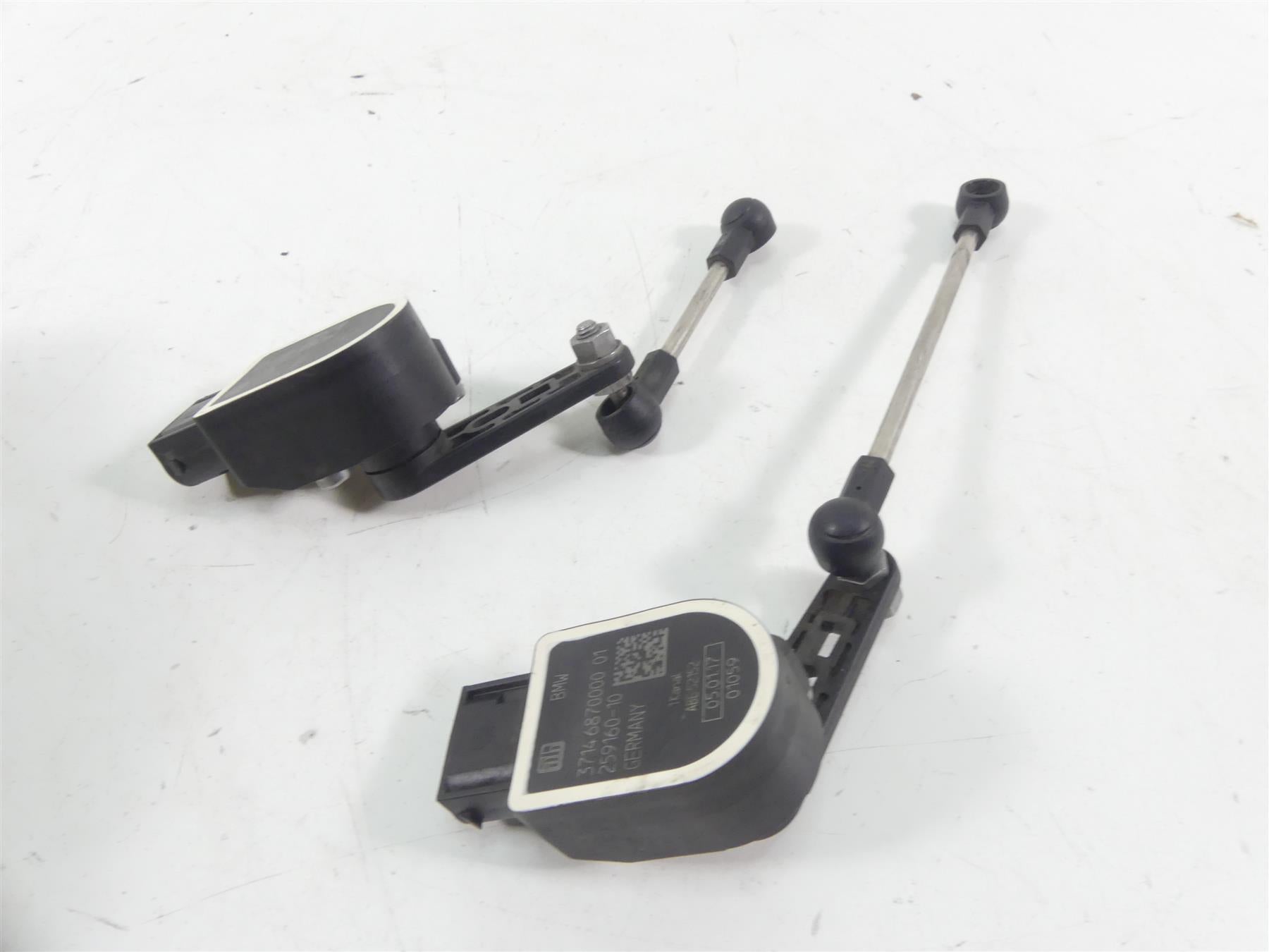 2017 BMW R1200RT K52 Front Rear Bike Level Leveling Sensor Set 37146860843 {{ shop.shopifyCountryName }} - Mototech271