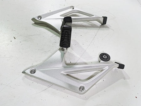 2014 BMW R1200 RT RTW K52 Passenger Footpeg Set 46718534789 46718534790 {{ shop.shopifyCountryName }} - Mototech271
