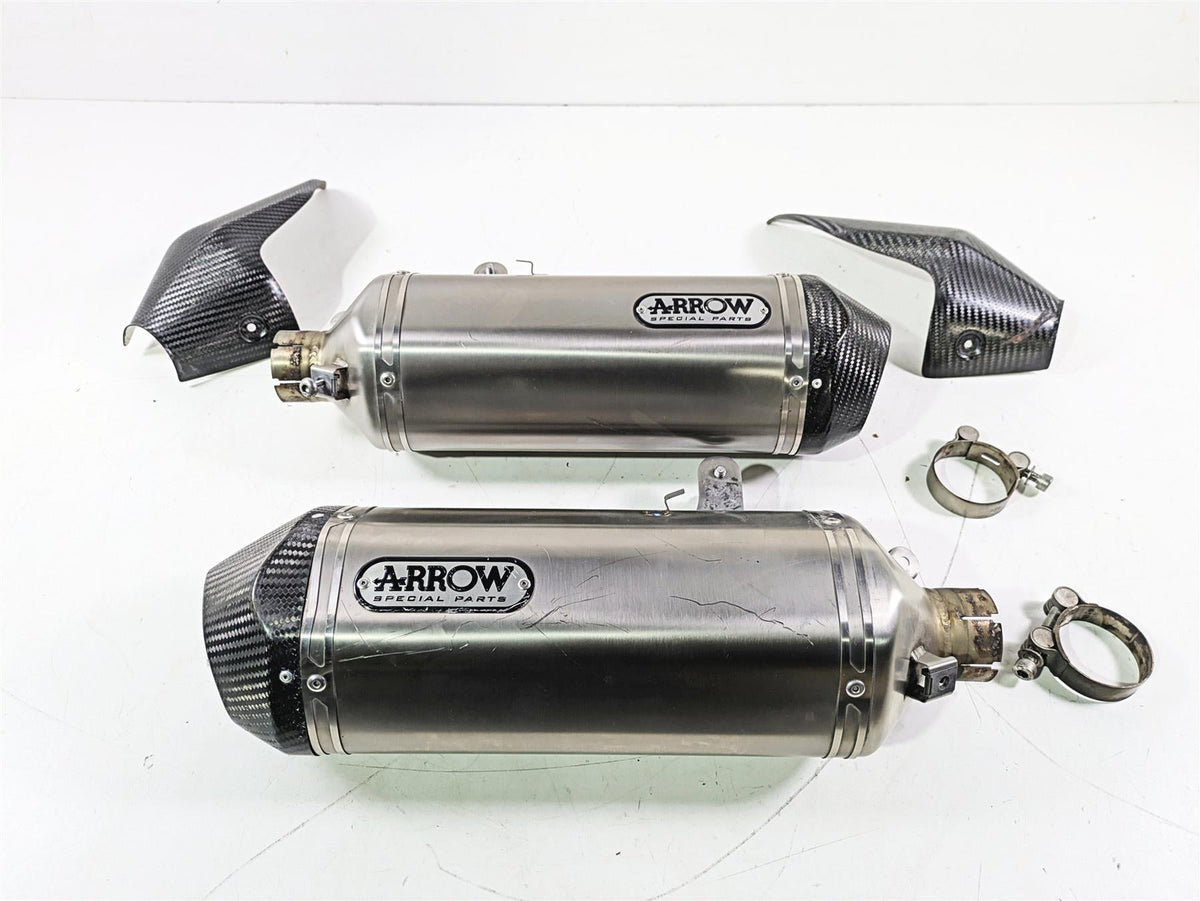 2019 Triumph Speed Triple RS 1050 Arrow Exhaust Pipe Muffler Silencer T2203346 {{ shop.shopifyCountryName }} - Mototech271