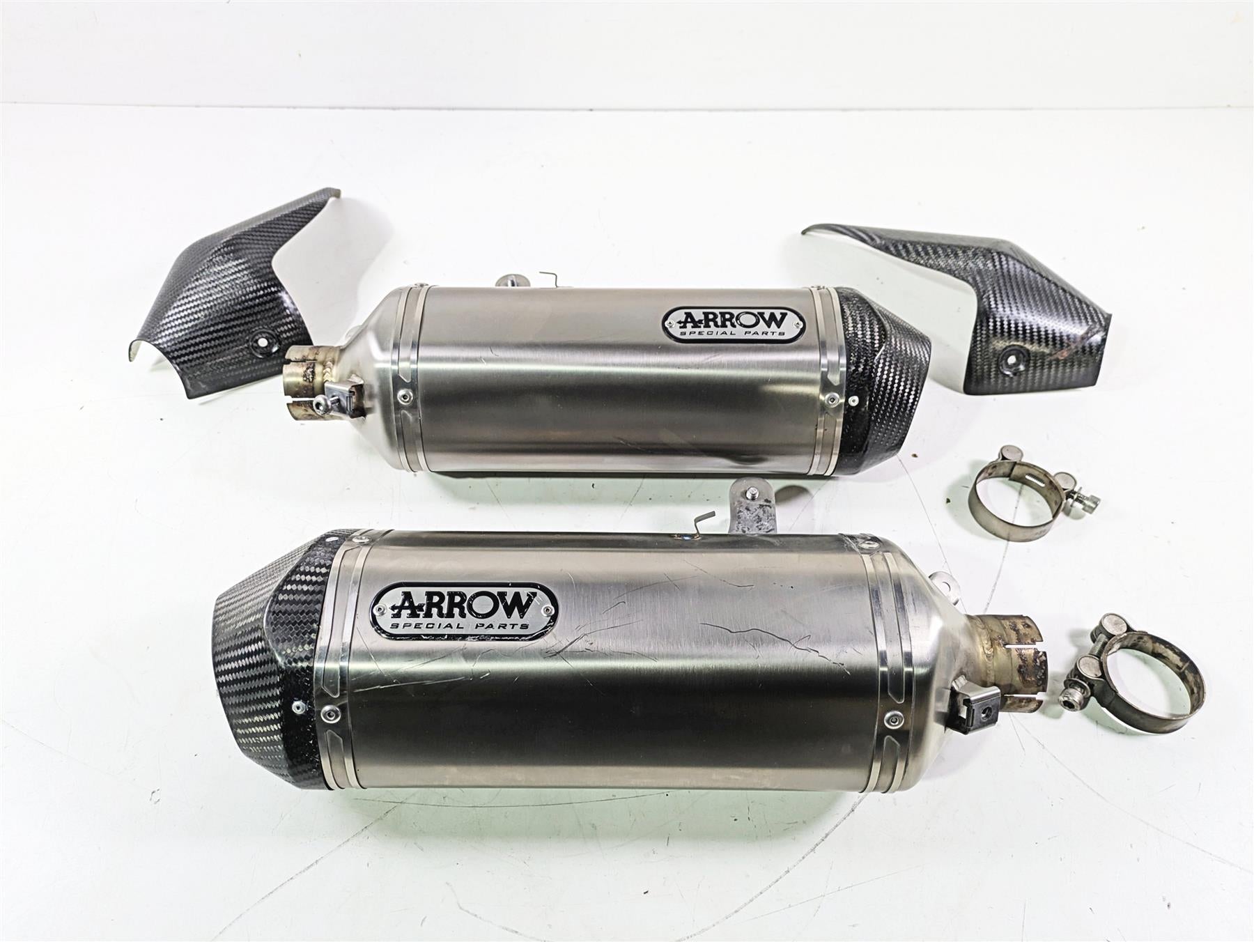 2019 Triumph Speed Triple RS 1050 Arrow Exhaust Pipe Muffler Silencer T2203346 {{ shop.shopifyCountryName }} - Mototech271