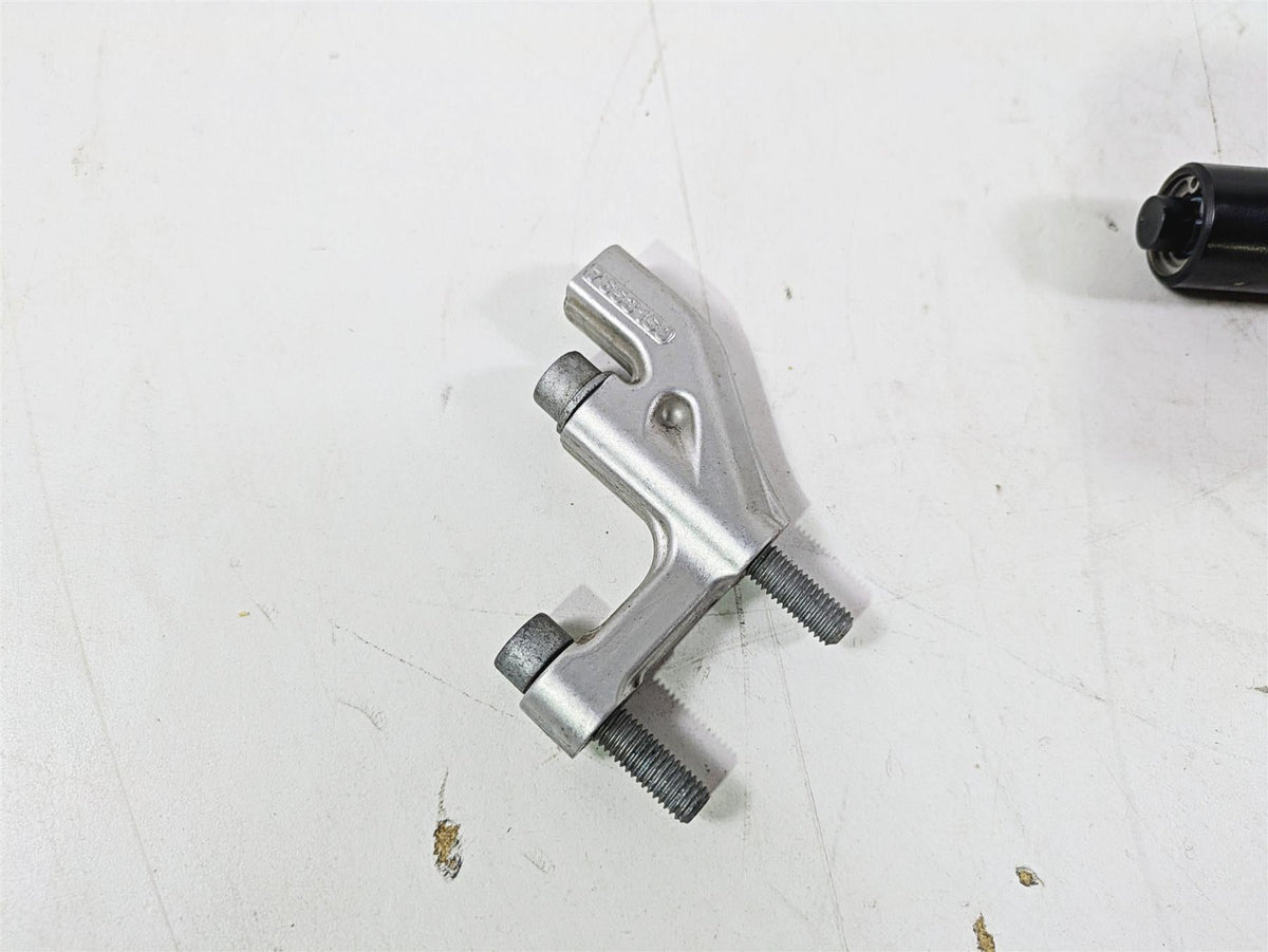 2016 BMW F800R K73 Steering Damper Stabilizer & Mounts 7653149 31427653149 {{ shop.shopifyCountryName }} - Mototech271