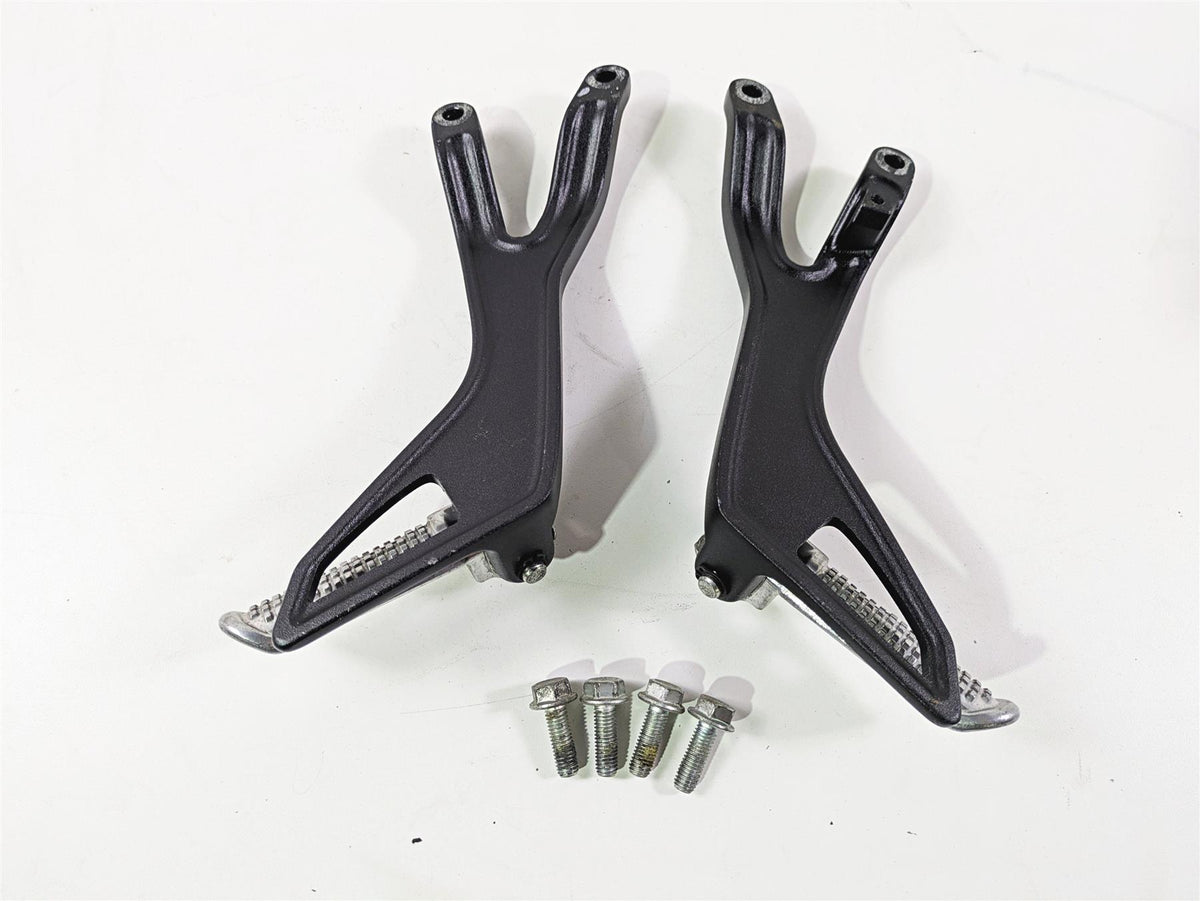 2016 Zero Motorcycles S 9.8 Rear Passenger Footpeg Set L 20-04285 R 20-07604 {{ shop.shopifyCountryName }} - Mototech271