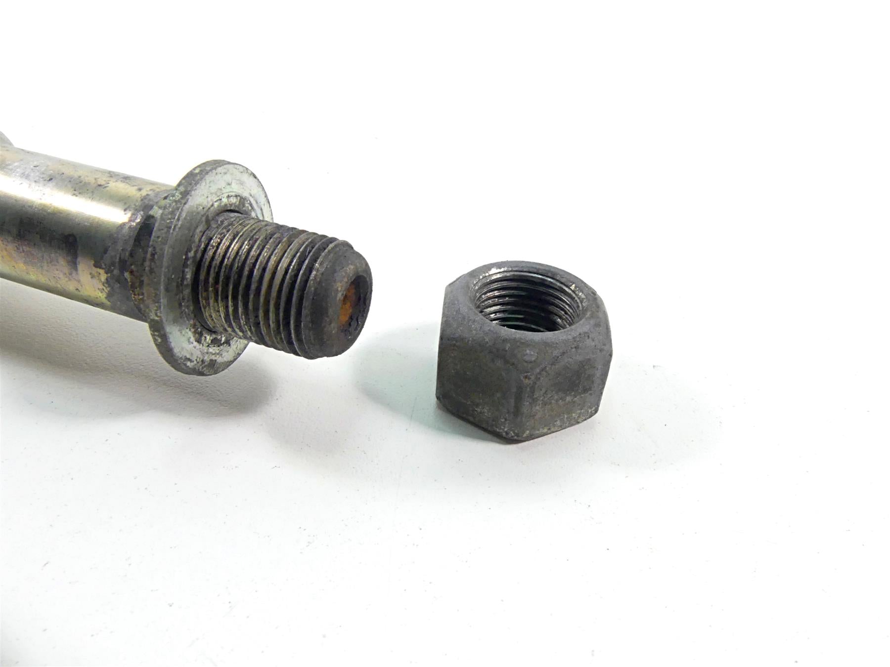 2009 Harley XR1200 Sportster Front Wheel Spindle Axle 25mm 41628-08 {{ shop.shopifyCountryName }} - Mototech271