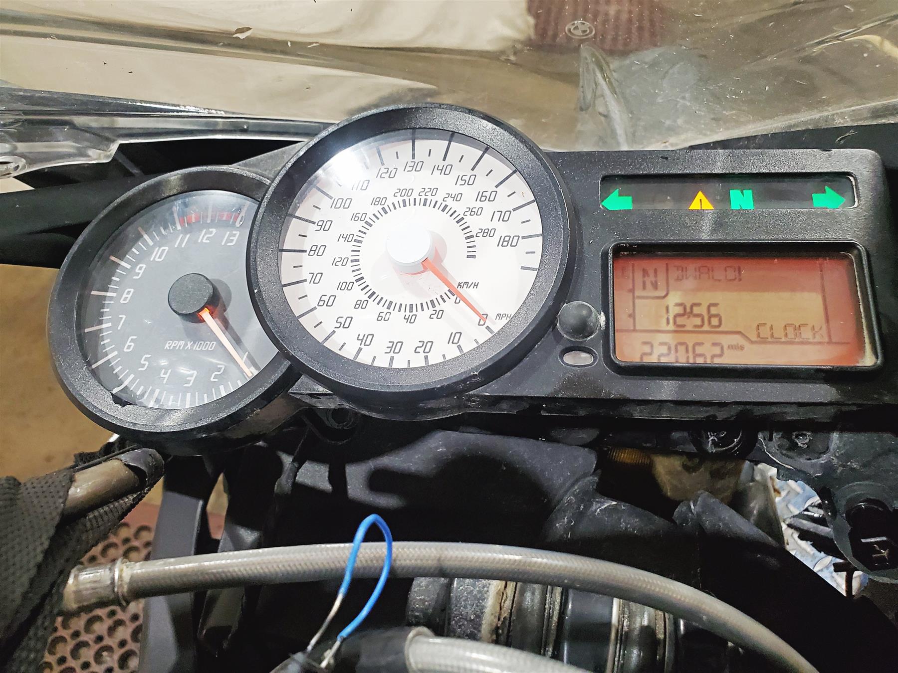 2014 BMW K1300S K40 Speedometer Gauge Instrument Cluster 22K 62117725790 {{ shop.shopifyCountryName }} - Mototech271