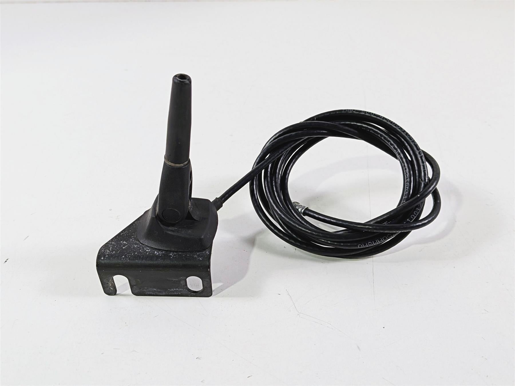 2015 Indian Chieftain Radio Antenna & Mount 4012213H 4012213-Mototech271