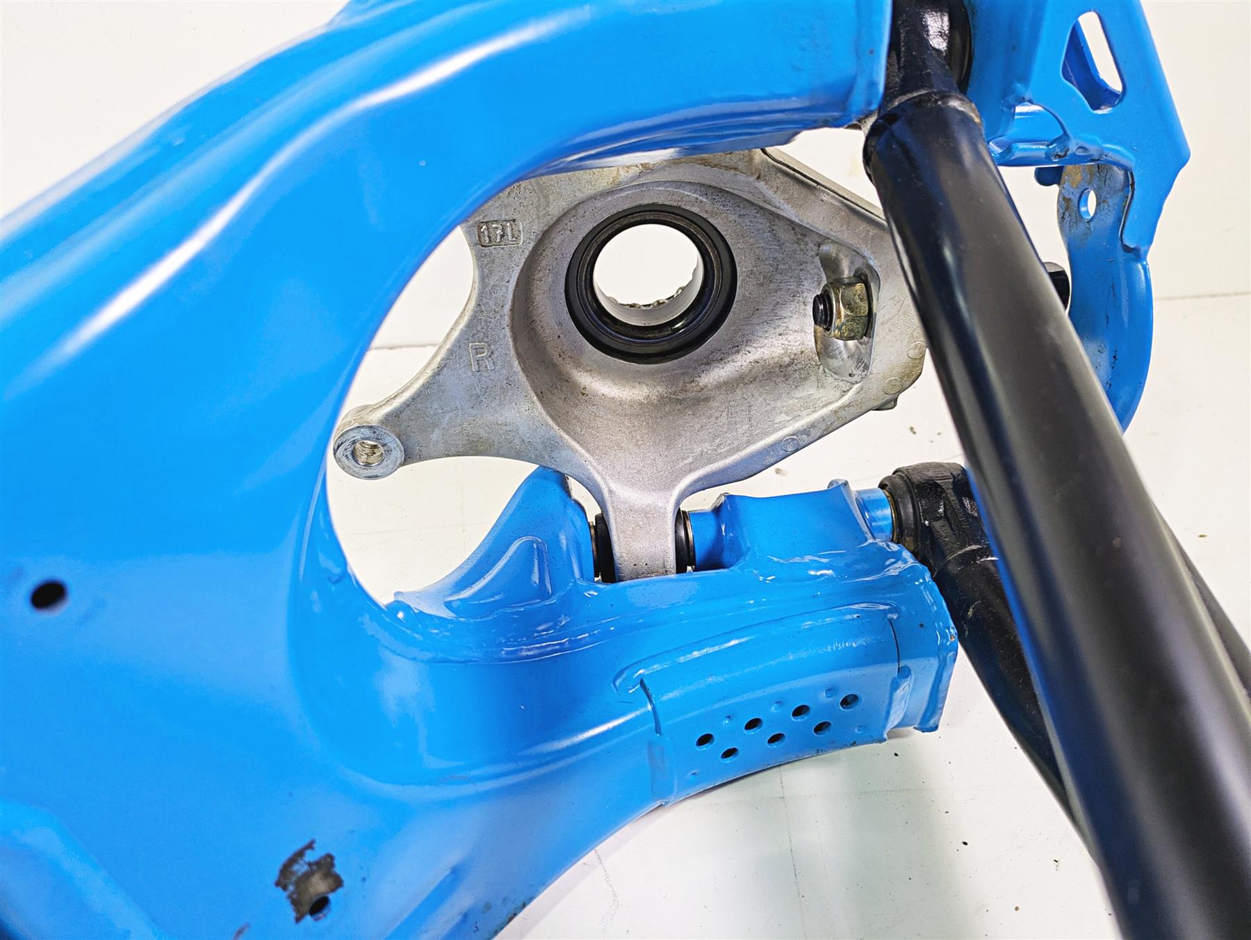 2018 Can Am Maverick X3 XRC Turbo R Rear Right Trailing Arm 72" Blue 706002956 {{ shop.shopifyCountryName }} - Mototech271