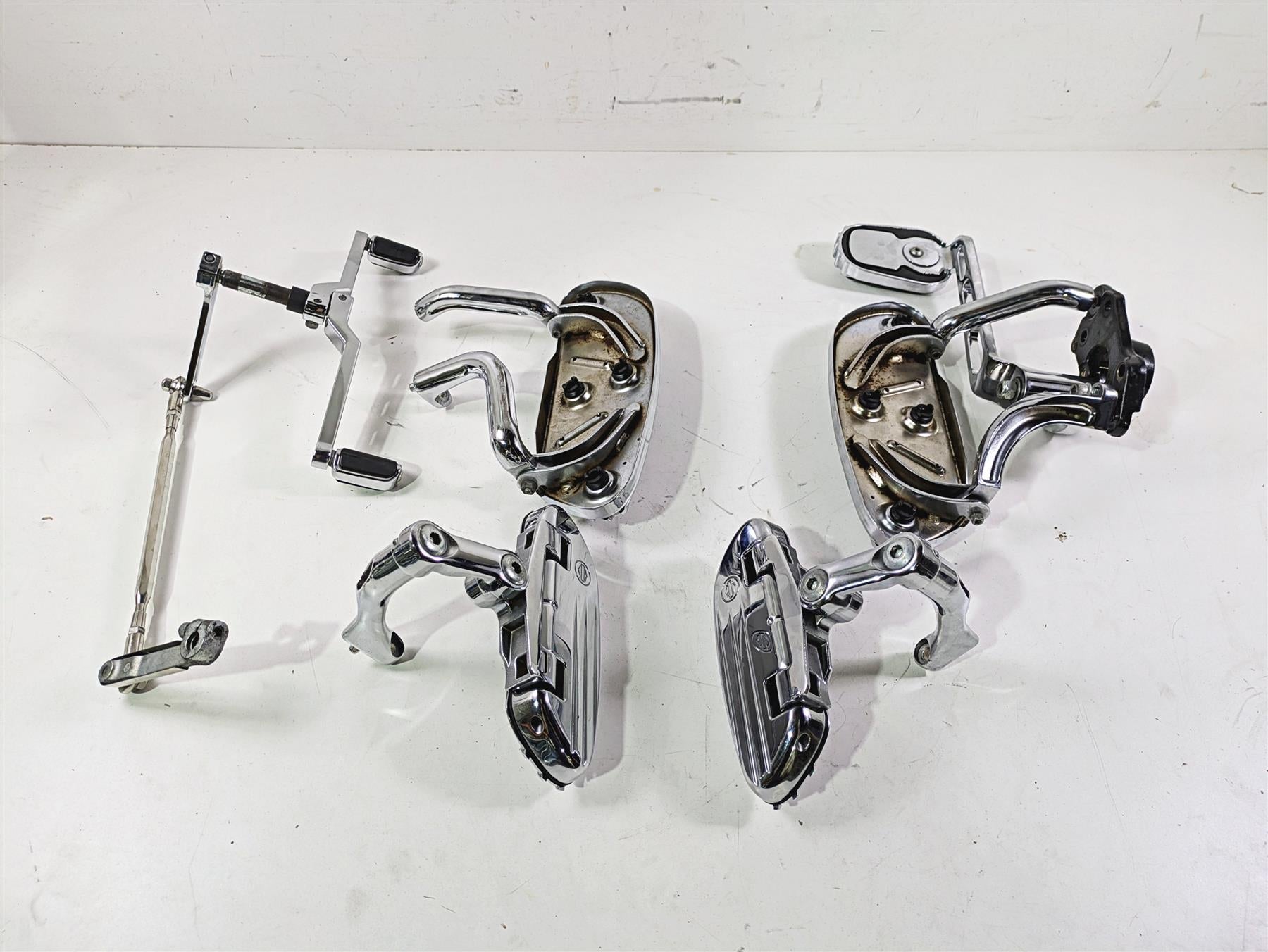 2011 Harley Touring FLHTCUSE CVO E-Glide Chrome Full Floor Board Set 51499-09A {{ shop.shopifyCountryName }} - Mototech271