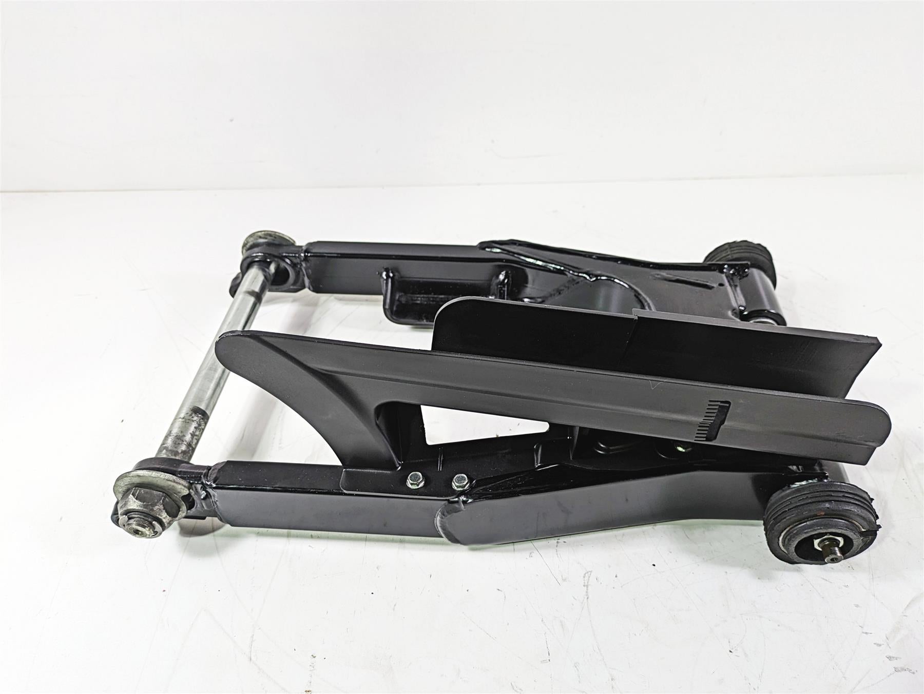 2008 Harley Touring FLHTCU E-Glide 105TH Rear Swingarm Swing Arm 47549-02A {{ shop.shopifyCountryName }} - Mototech271