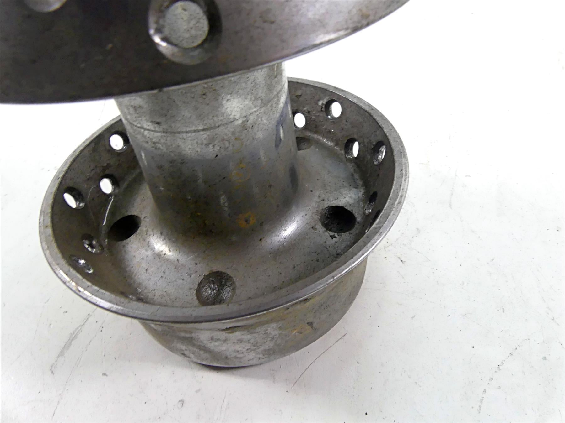 2007 Harley Touring FLHRC Road King Front Laced Spoke Wheel Hub 16x3 43085-97 {{ shop.shopifyCountryName }} - Mototech271