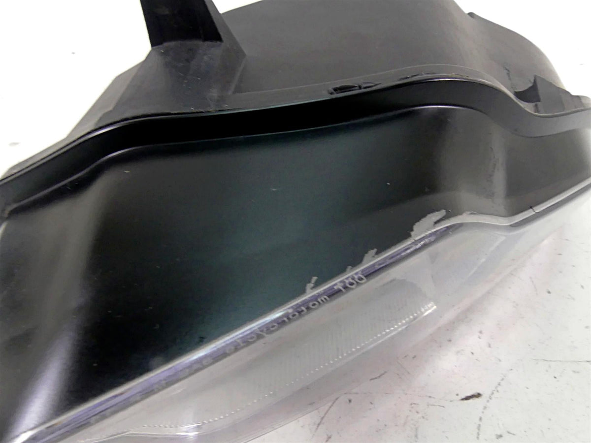 2018 BMW S1000RR K46 Right Headlight Low Beam -Broken Tabs 63128549326 {{ shop.shopifyCountryName }} - Mototech271