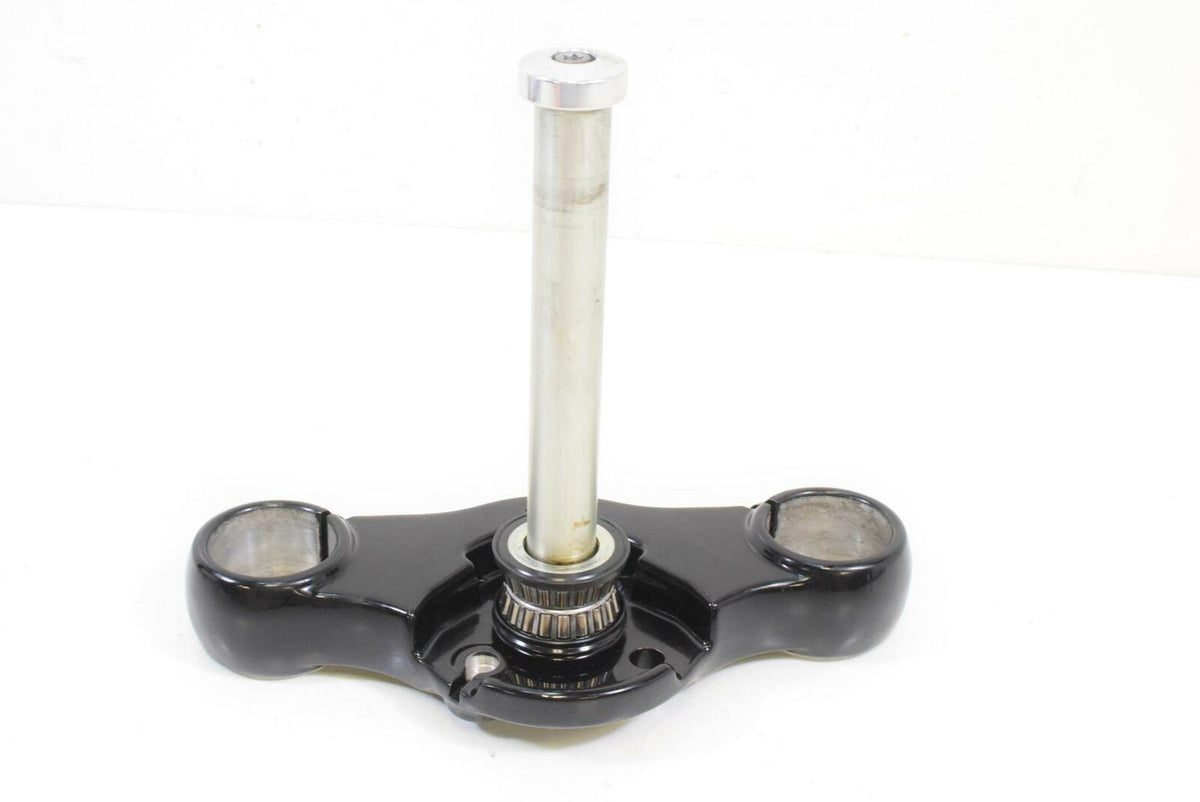 2018 Harley FXBB Street Bob Softail Lower Triple Tree Steering Yoke 45900170 {{ shop.shopifyCountryName }} - Mototech271