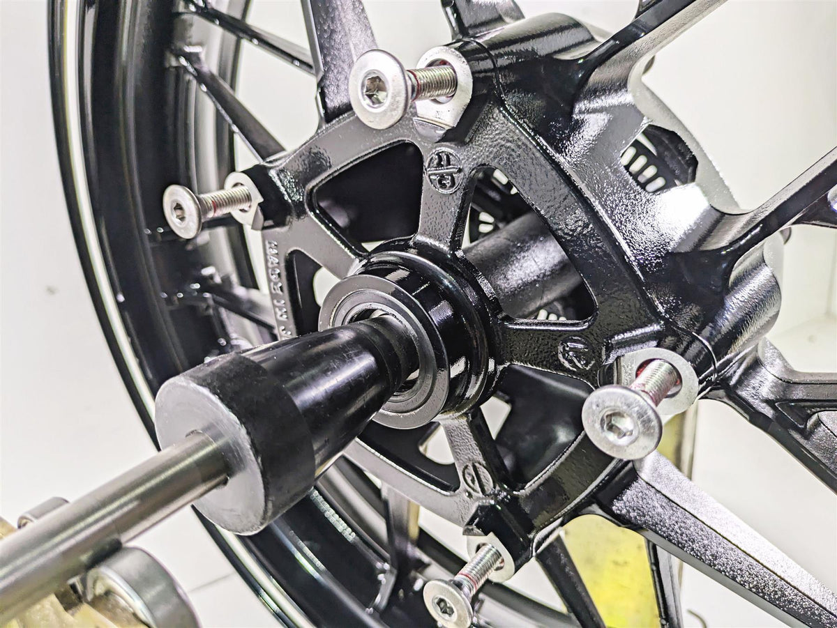 2022 Kawasaki ZR900RS Cafe Straight 17x3.5 Front Wheel Rim 41073-0722-18F {{ shop.shopifyCountryName }} - Mototech271