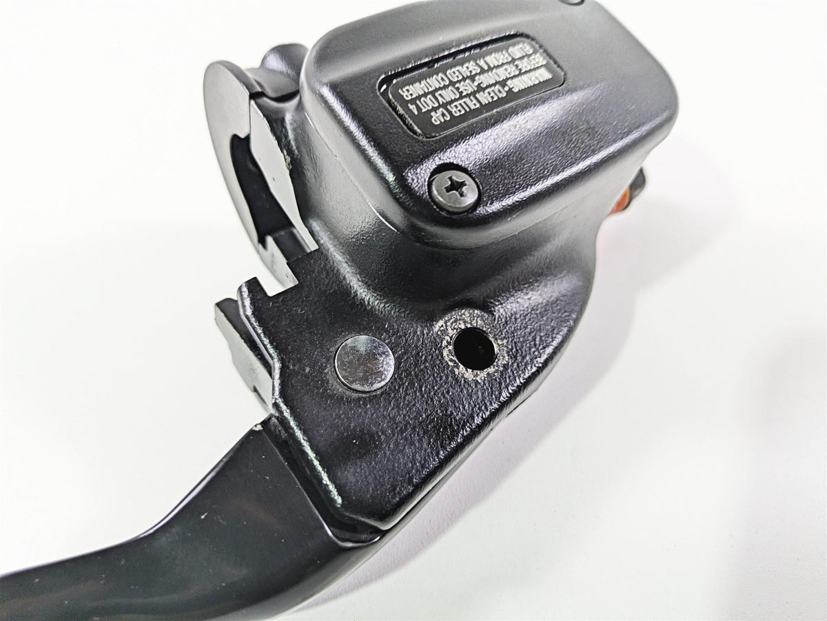 2019 Harley Softail FXDR 114 Front Brake Master Cylinder 5/8 15.8mm 41700594 {{ shop.shopifyCountryName }} - Mototech271