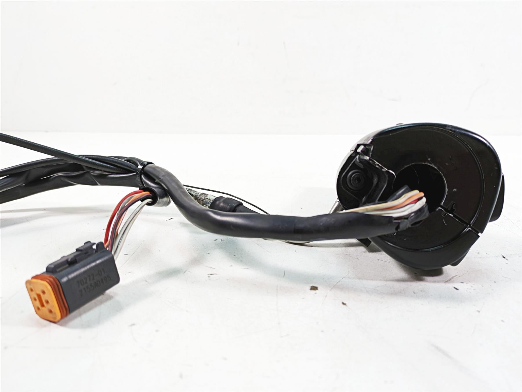 2006 Harley FLSTI Softail Heritage Right Hand Throttle Control Switch 71684-06A {{ shop.shopifyCountryName }} - Mototech271