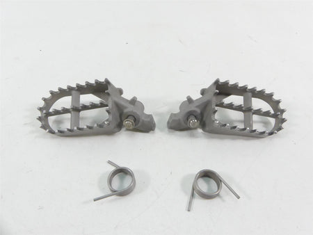 2013 BMW R1200GS K255 Adventure Front Footpeg Foot Peg Rest Set 46717694558 {{ shop.shopifyCountryName }} - Mototech271