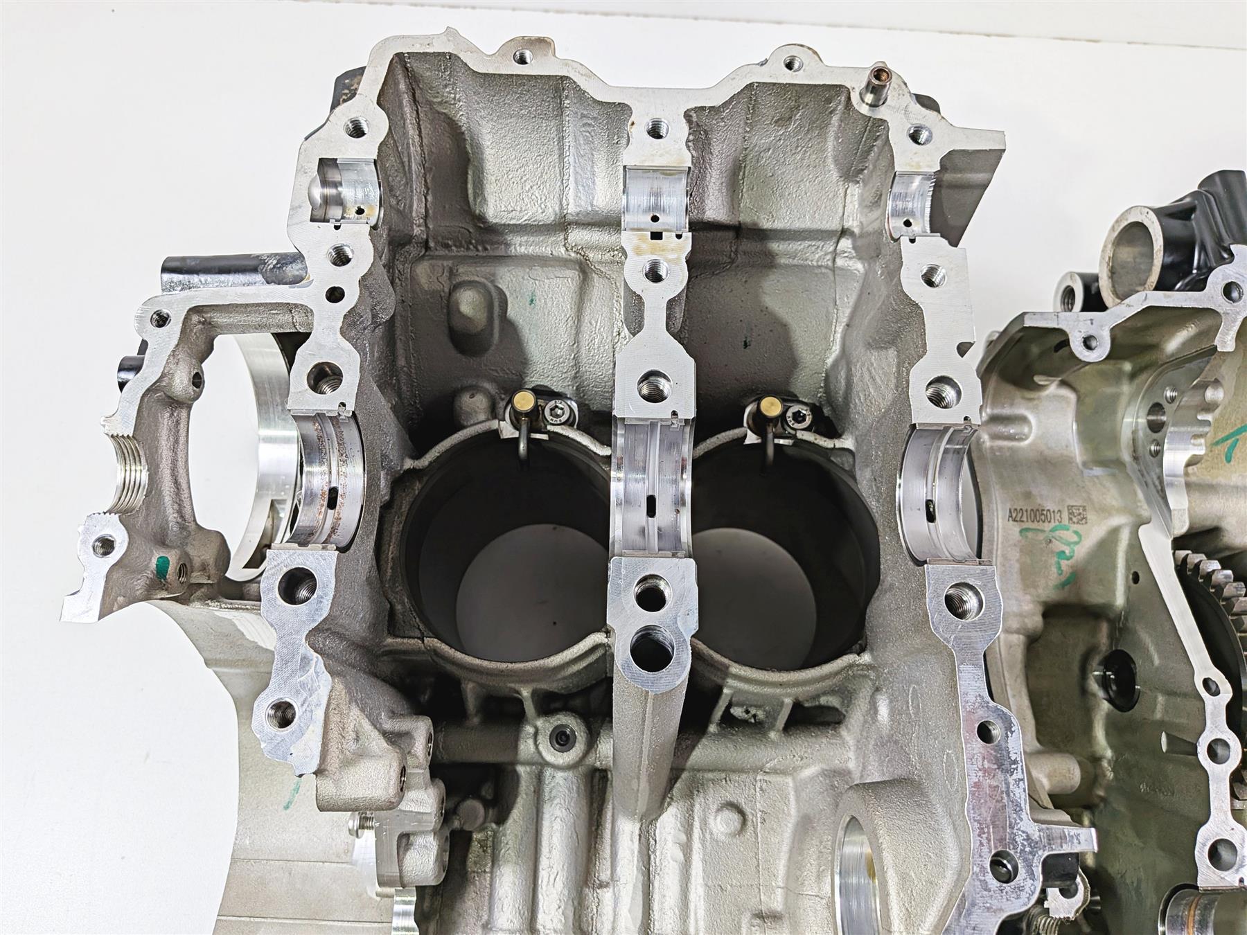 2023 BMW F850GS K81 Engine Crank Case Crankcase Housing Jug Set 11117923478 {{ shop.shopifyCountryName }} - Mototech271