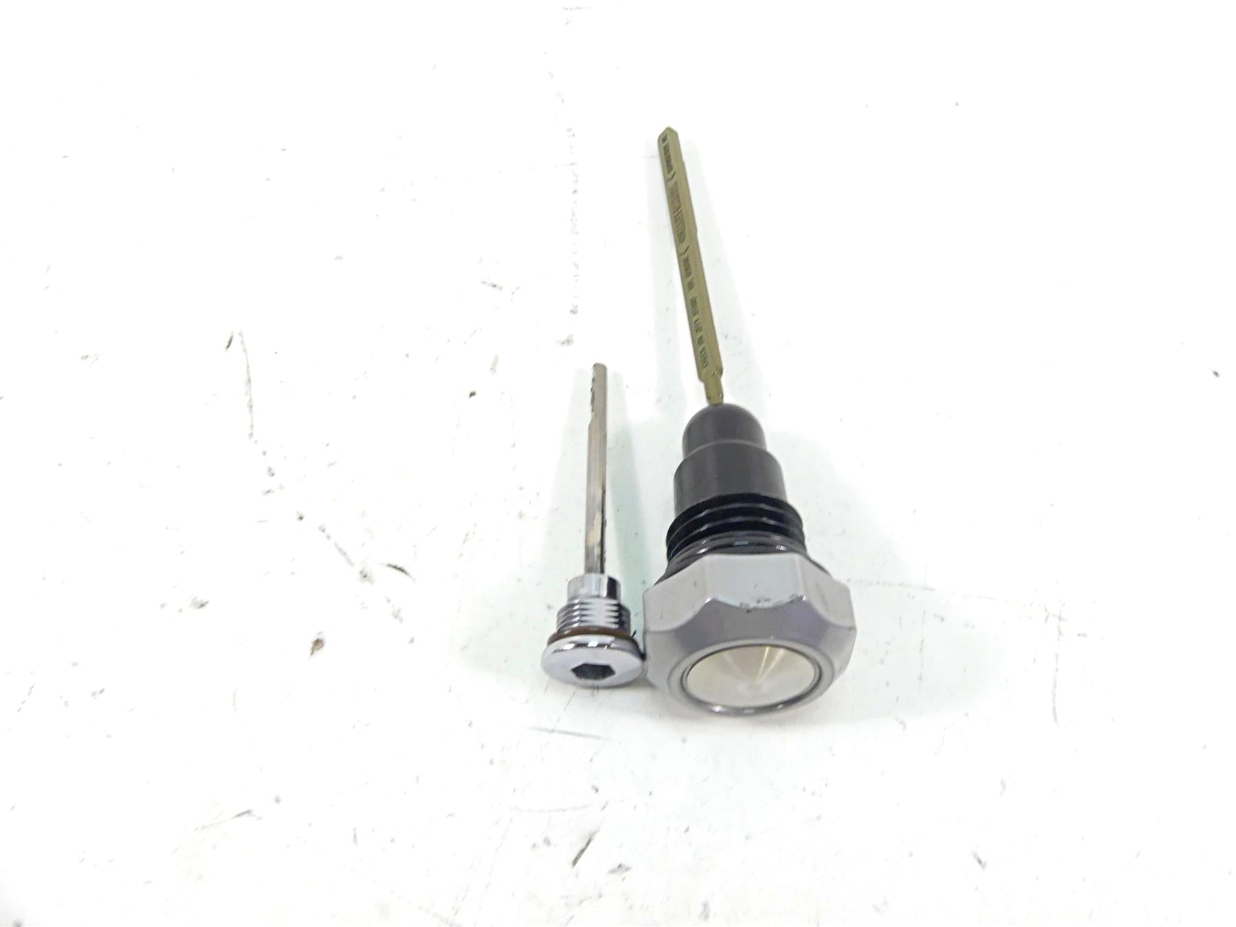 2008 Harley Touring FLHX Street Glide Oil Dip Stick Set 37065-06A 62849-07A {{ shop.shopifyCountryName }} - Mototech271