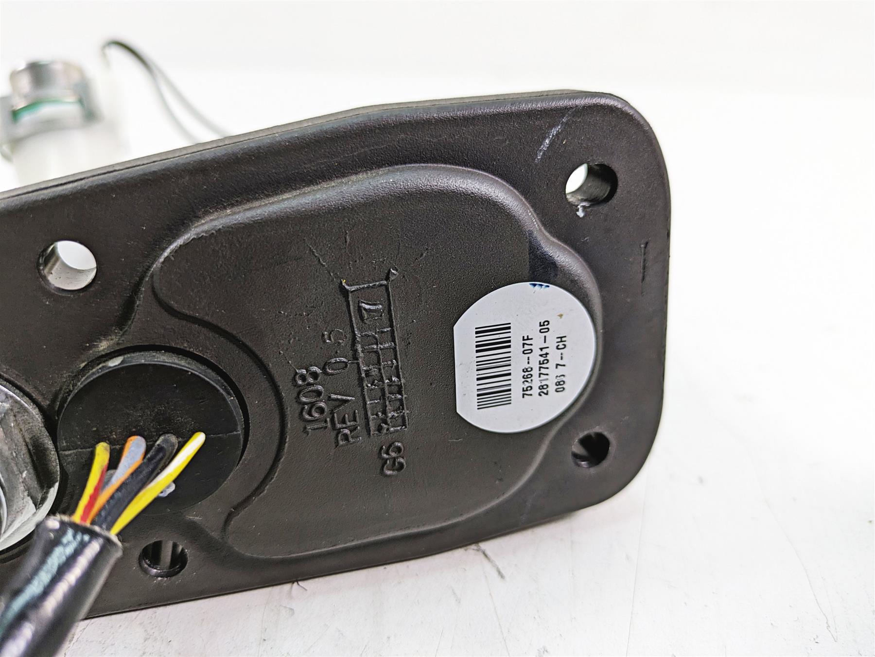 2017 Harley XL883 N Sportster Iron Fuel Gas Petrol Pump - Tested 75268-07F {{ shop.shopifyCountryName }} - Mototech271