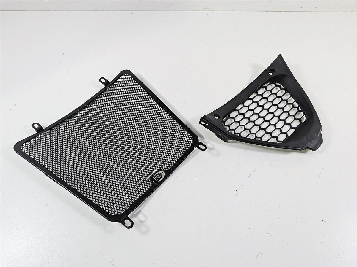2018 Aprilia RSV4 RR R&G Radiator Grille Guard + Oem Pillar 858827 {{ shop.shopifyCountryName }} - Mototech271